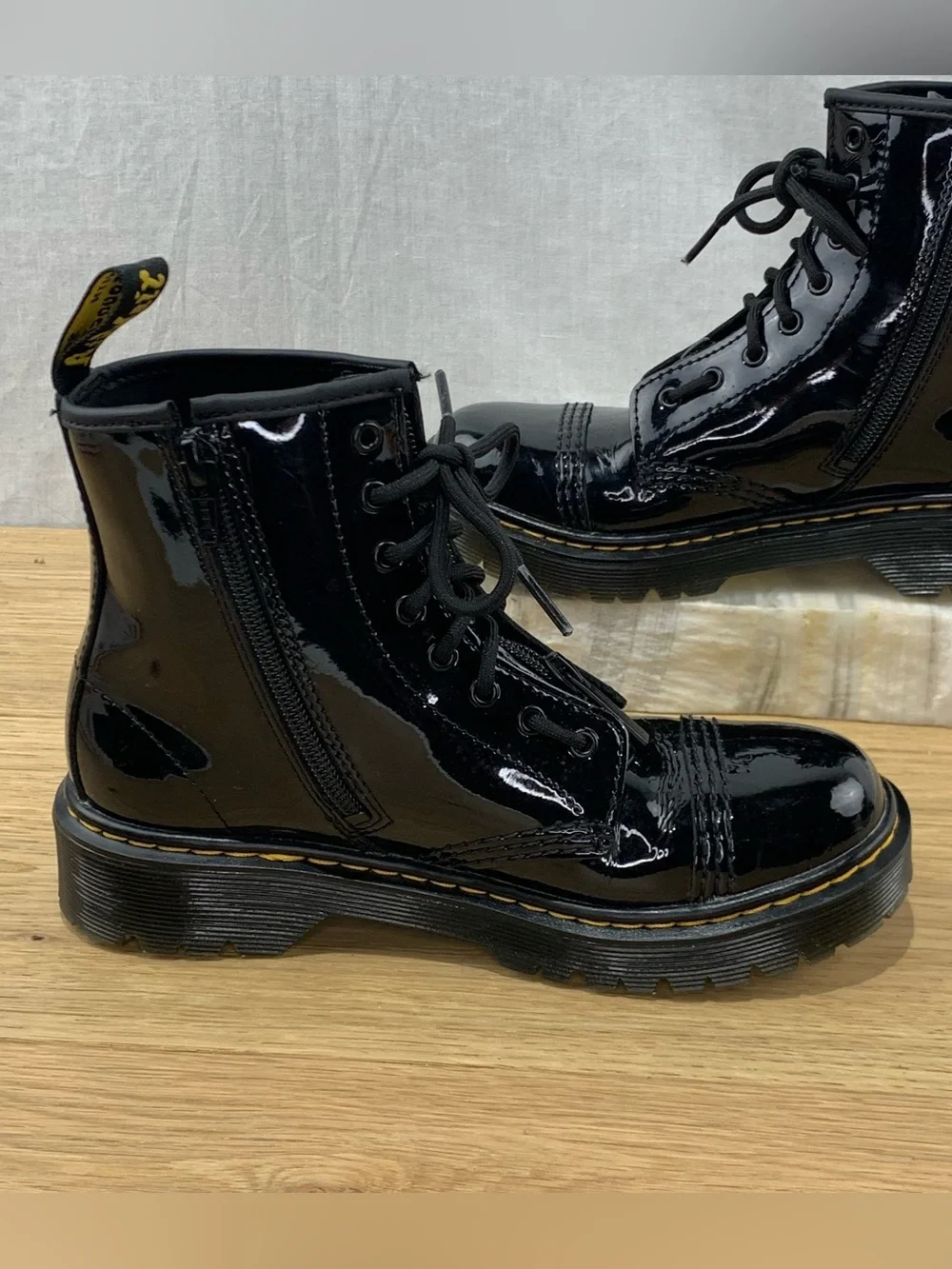Dr. Martens Youth Kid’s Size 3 Sinclair Bex Patent Leather Black Boots